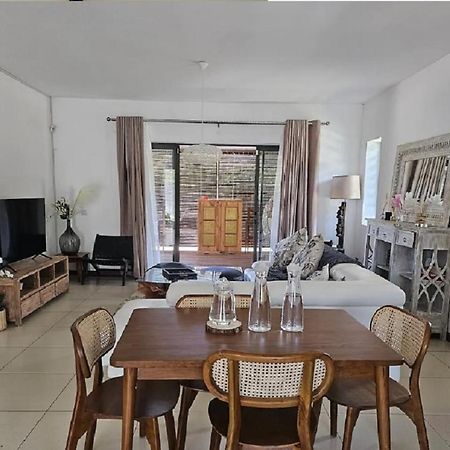 Grand Bay Luxury Villa With Pool & Garden Екстер'єр фото