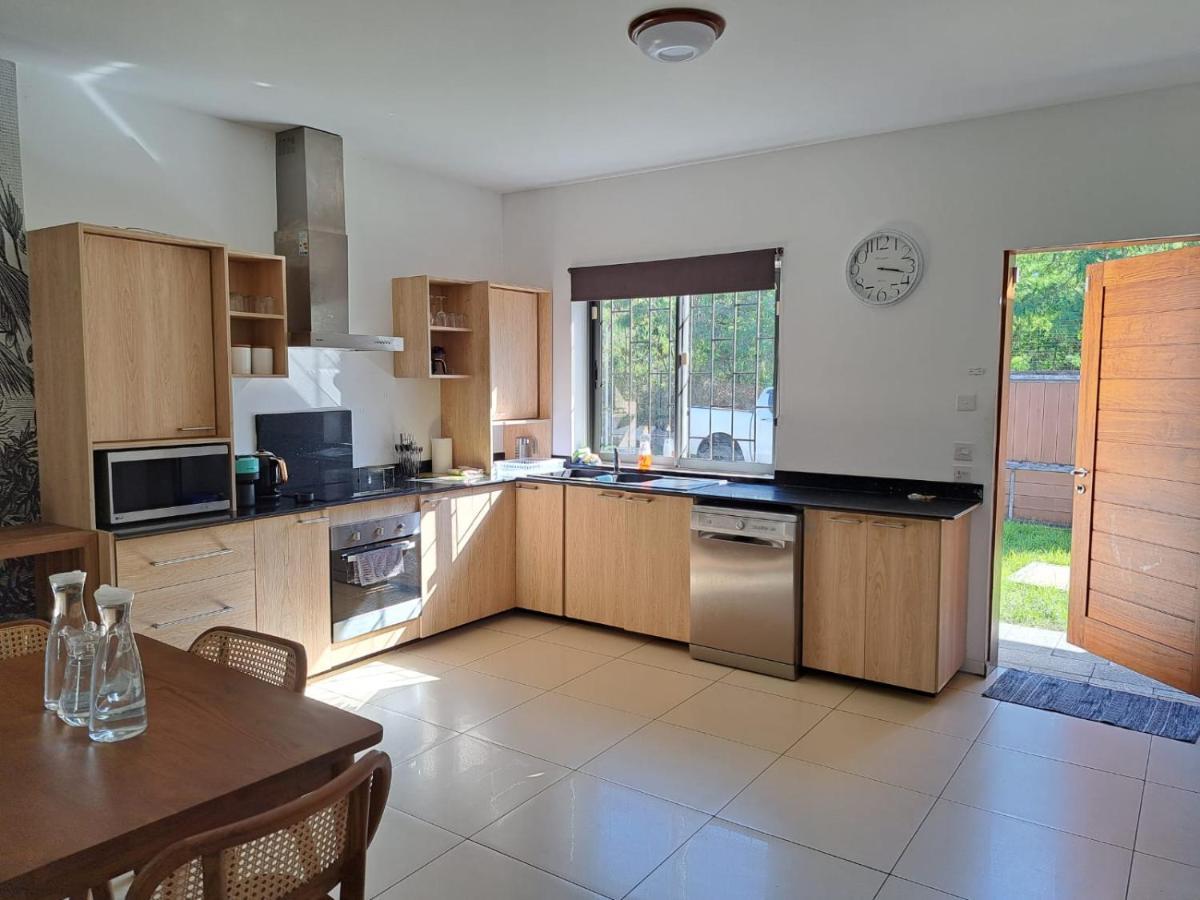 Grand Bay Luxury Villa With Pool & Garden Екстер'єр фото