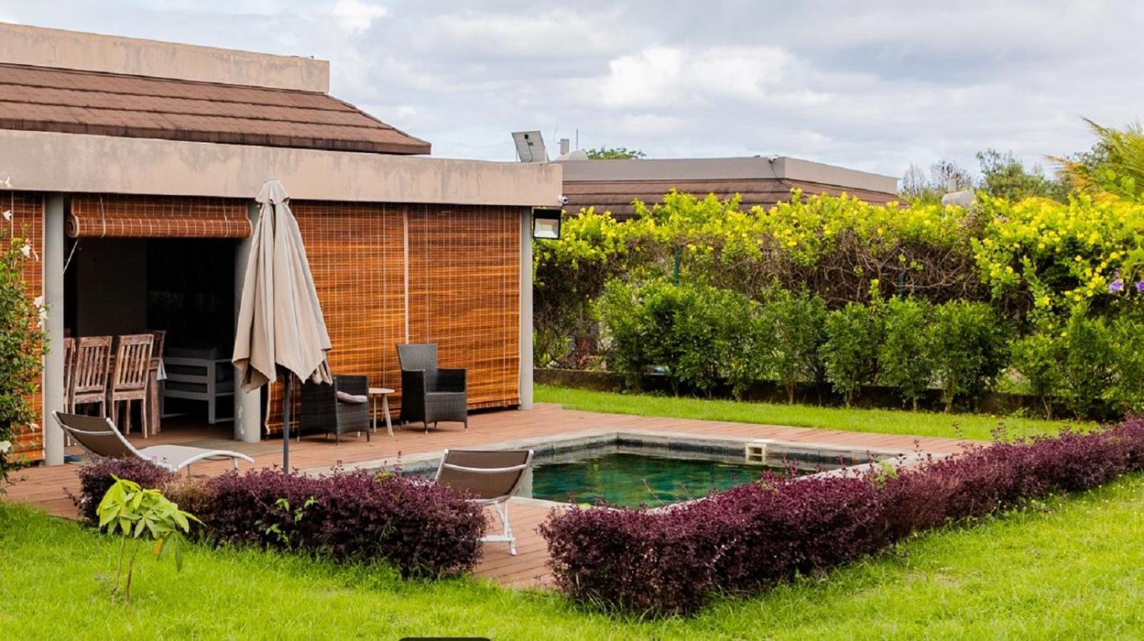 Grand Bay Luxury Villa With Pool & Garden Екстер'єр фото